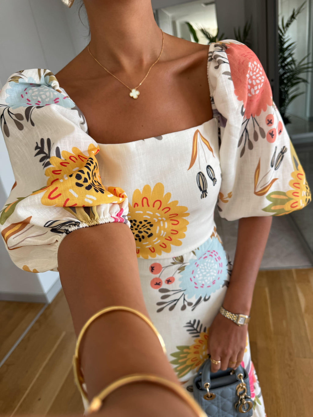 Zinnelle | Dames Elegante Bloemenjurk – Midi-jurk met Lange Pofmouwen