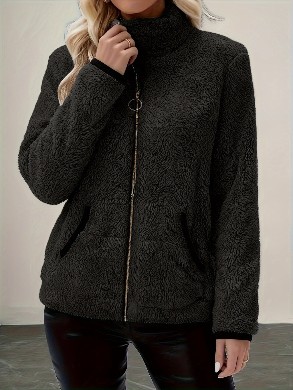 Babet | Damesjas met Colorblockdesign – Pluche Jas met Ritssluiting, Zakken en Lange Mouwen