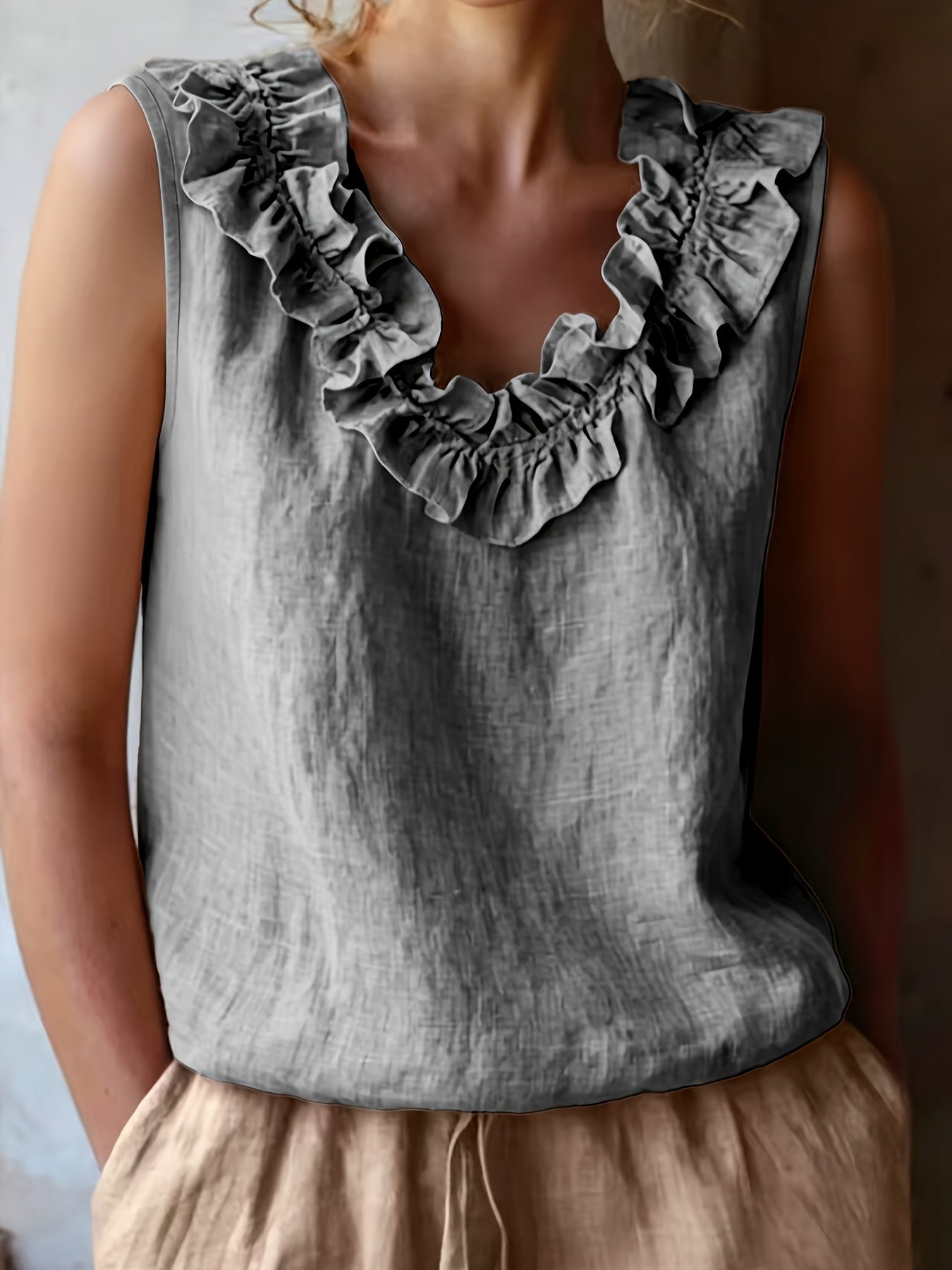 Kallie | Mouwloze top met ruches voor dames – Casual blouse met losse pasvorm