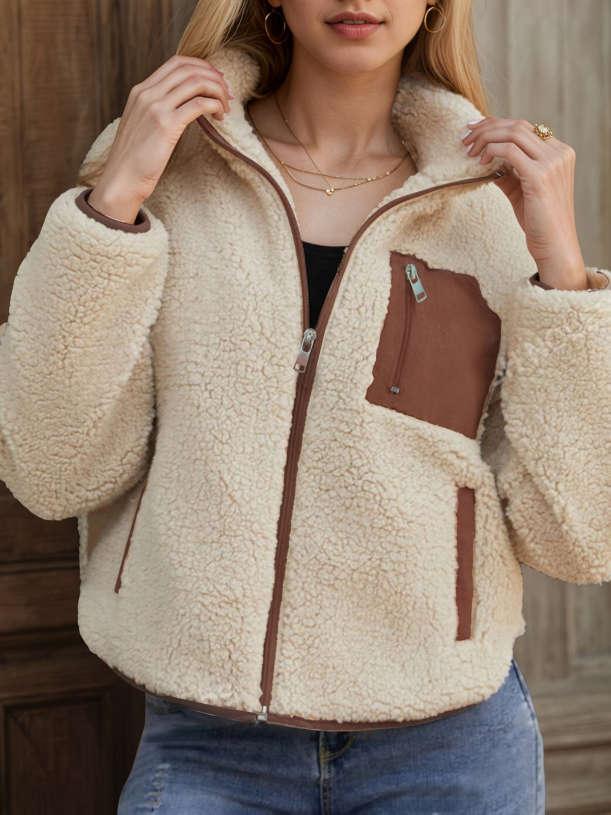 Gwyneira | Pluche damesjas met rits – contrasterende rand