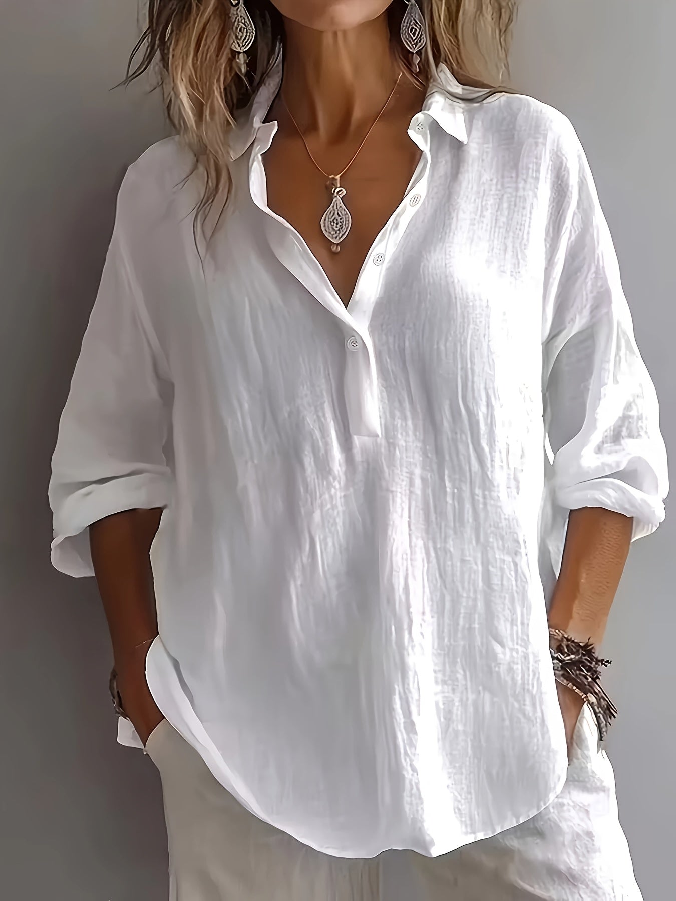 Lilou | Damesblouse met lange mouwen – Loszittend overhemd met kraag en knopen