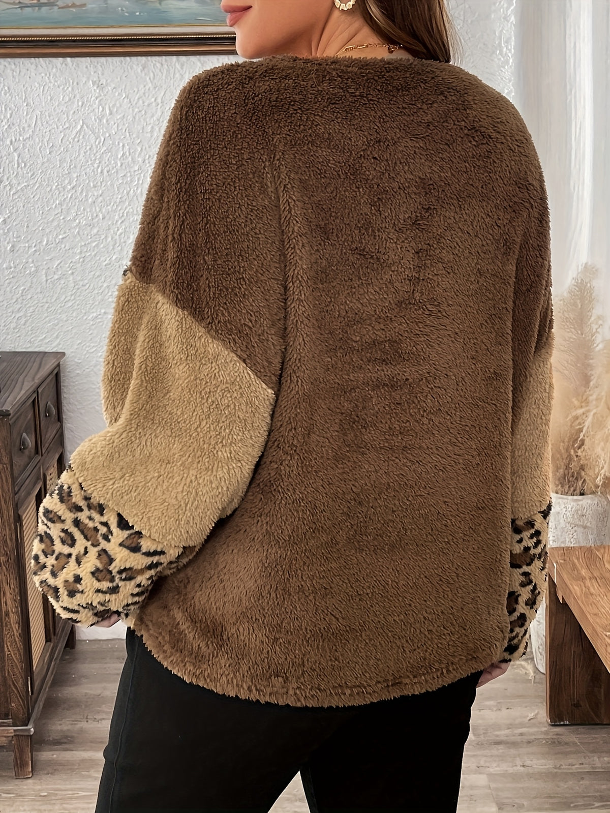 Jessalise | Pluche dames-sweatshirt met luipaardprint – Color-block met lange mouwen