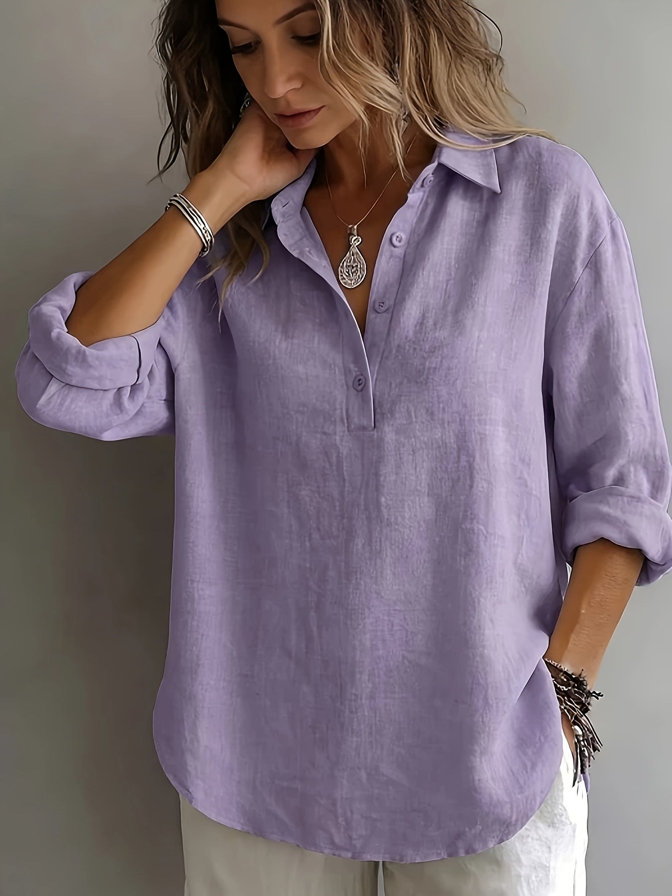 Lilou | Damesblouse met lange mouwen – Loszittend overhemd met kraag en knopen