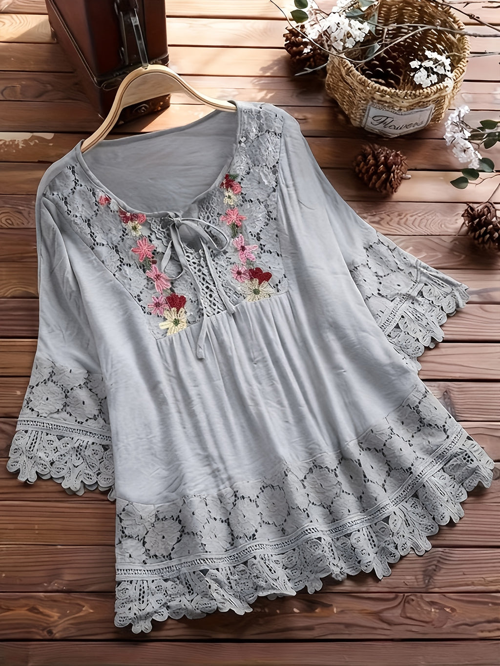 Glyra | Elegante kanten blouse voor dames – Zomerse casual top