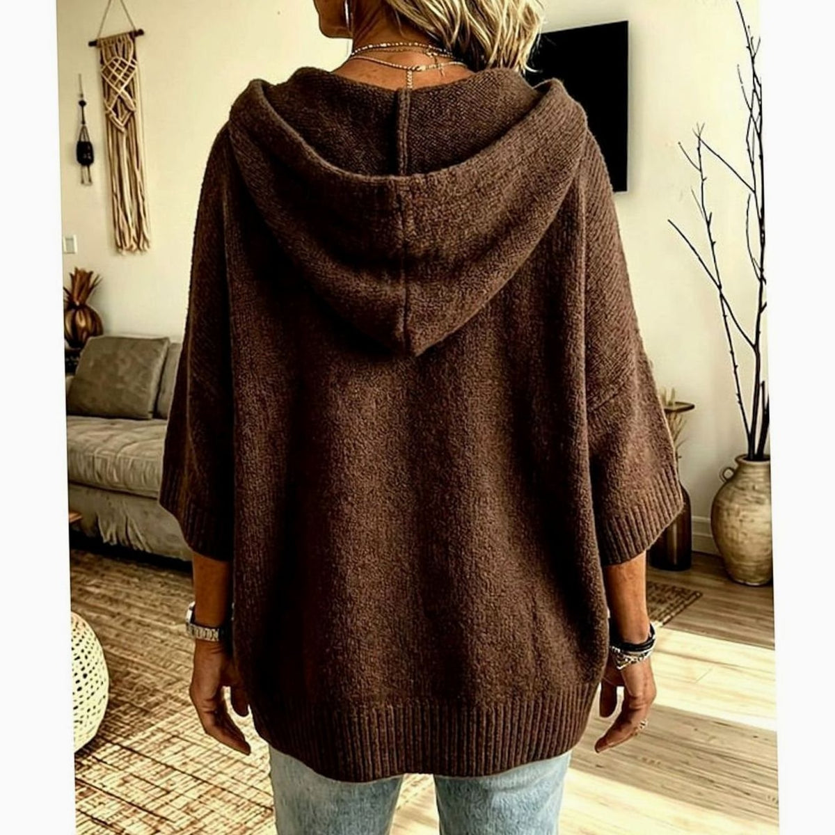 Maite | Gebreid damesvest met capuchon – open voorkant, relaxte pasvorm