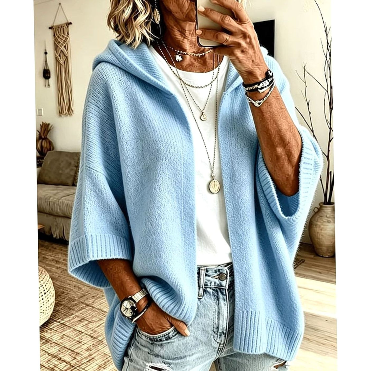 Maite | Gebreid damesvest met capuchon – open voorkant, relaxte pasvorm
