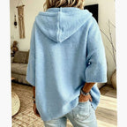 Maite | Gebreid damesvest met capuchon – open voorkant, relaxte pasvorm