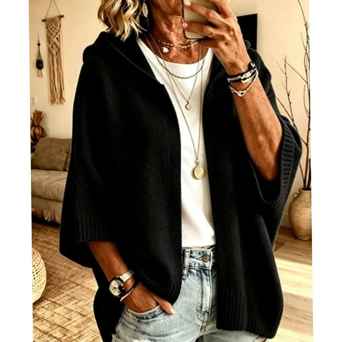 Maite | Gebreid damesvest met capuchon – open voorkant, relaxte pasvorm